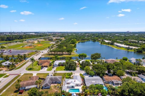 Villa ou maison à vendre à Palm Beach Gardens, Floride: 3 chambres, 171.87 m2 № 1216246 - photo 12