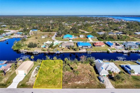 Land in Port Charlotte, Florida № 1111316 - photo 11