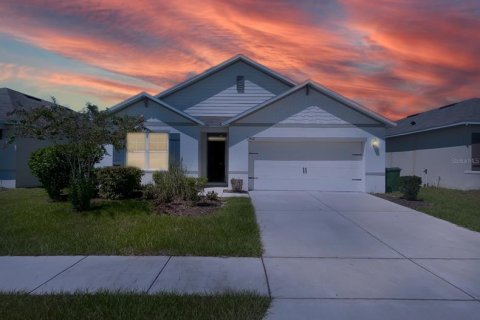 Villa ou maison à vendre à Eagle Lake, Floride: 4 chambres, 171.96 m2 № 1353559 - photo 24