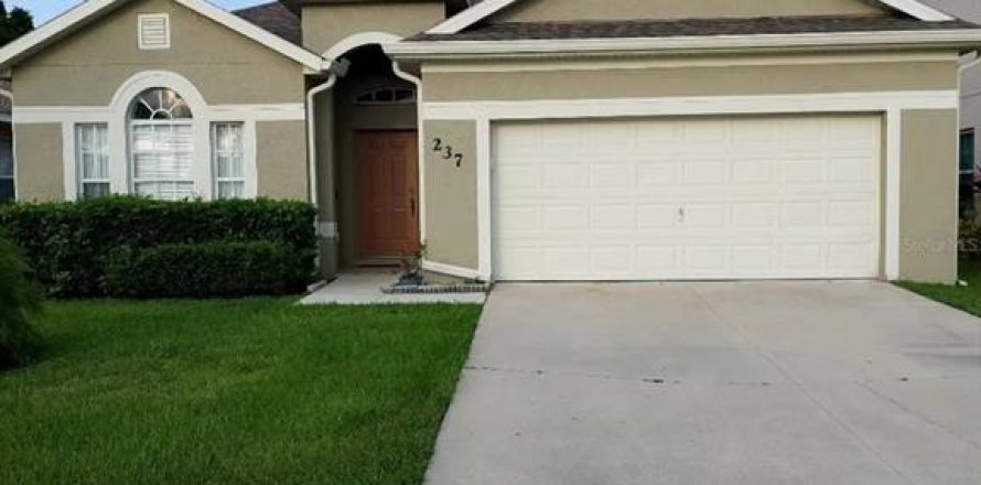 House in Kissimmee, Florida 4 bedrooms, 172.15 sq.m. № 1353560