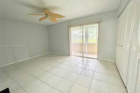 Copropriété à vendre à Boca Raton, Floride: 1 chambre, 66.89 m2 № 1270107 - photo 13