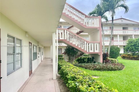 Condominio en venta en Boca Raton, Florida, 1 dormitorio, 66.89 m2 № 1270107 - foto 2