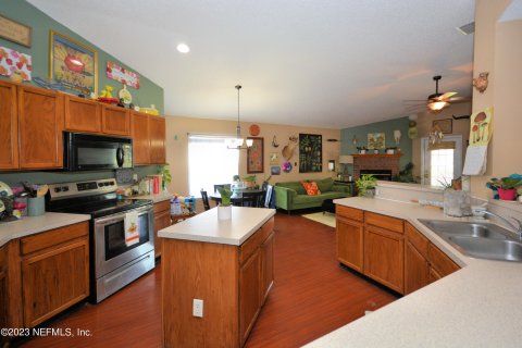 Casa en venta en Jacksonville, Florida, 4 dormitorios, 172.33 m2 № 817743 - foto 4