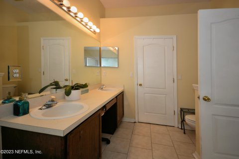 Casa en venta en Jacksonville, Florida, 4 dormitorios, 172.33 m2 № 817743 - foto 25