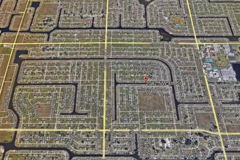 Купить земельный участок в Кейп-Корал, Флорида № 219033 - фото 7