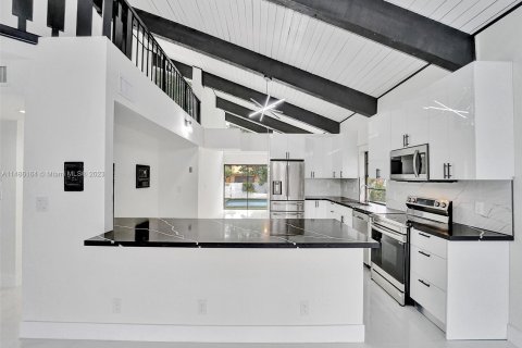 Villa ou maison à vendre à Plantation, Floride: 4 chambres, 240.43 m2 № 848821 - photo 15