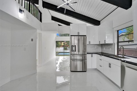 Villa ou maison à vendre à Plantation, Floride: 4 chambres, 240.43 m2 № 848821 - photo 16