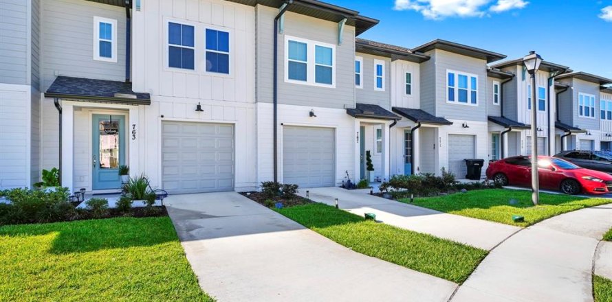 Townhouse in Davenport, Florida 3 bedrooms, 150.69 sq.m. № 1264390