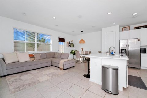 Adosado en venta en Davenport, Florida, 3 dormitorios, 150.69 m2 № 1264390 - foto 7