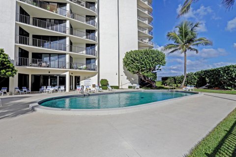 Condominio en venta en Riviera Beach, Florida, 2 dormitorios, 140.1 m2 № 1188753 - foto 20