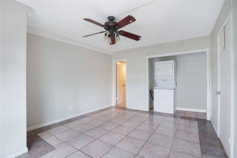 Condo in Pompano Beach, Florida, 2 bedrooms  № 930208 - photo 10