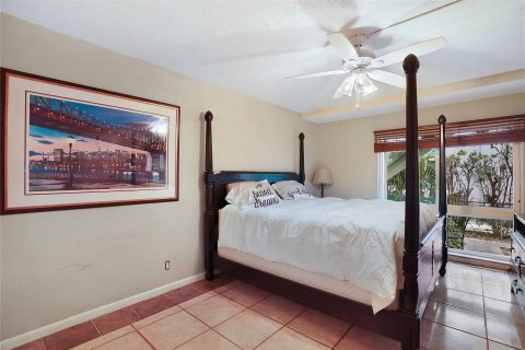 Condo in Pompano Beach, Florida, 2 bedrooms  № 930208 - photo 12