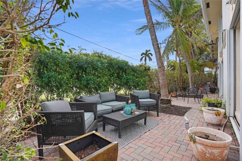 Copropriété à vendre à Pompano Beach, Floride: 2 chambres, 90.58 m2 № 930208 - photo 8