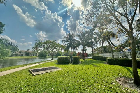 Adosado en venta en West Palm Beach, Florida, 2 dormitorios, 102.56 m2 № 1182317 - foto 6