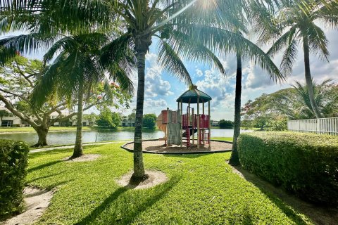 Touwnhouse à vendre à West Palm Beach, Floride: 2 chambres, 102.56 m2 № 1182317 - photo 5