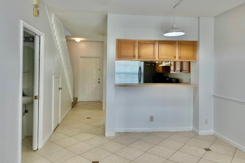 Townhouse in West Palm Beach, Florida 2 bedrooms, 102.56 sq.m. № 1182317 - photo 17