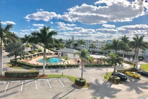 Copropriété à vendre à Boca Raton, Floride: 2 chambres, 81.75 m2 № 1091715 - photo 25