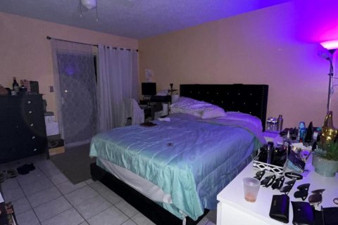 Touwnhouse à vendre à Davie, Floride: 2 chambres, 94.76 m2 № 976592 - photo 3