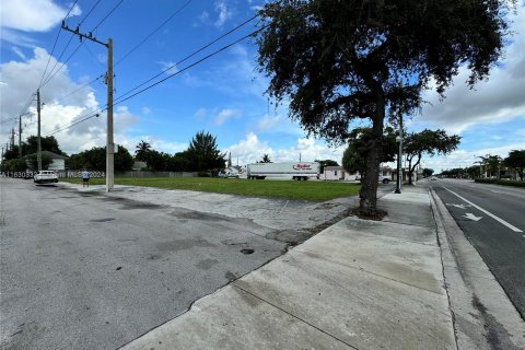 Commercial property in Hollywood, Florida 167.5 sq.m. № 1331841 - photo 29