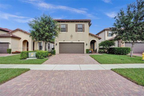 Villa ou maison à vendre à Tamarac, Floride: 3 chambres, 150.13 m2 № 1329013 - photo 1