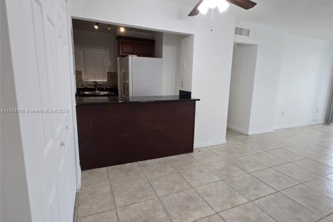 Condominio en venta en Miami, Florida, 2 dormitorios, 96.25 m2 № 1145614 - foto 1