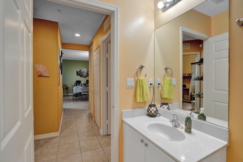 Condo in Miramar, Florida, 3 bedrooms  № 1168838 - photo 8