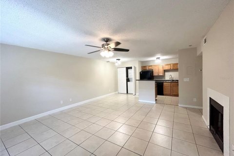 Condo in Altamonte Springs, Florida, 2 bedrooms  № 1395681 - photo 3