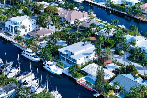 Casa en venta en Fort Lauderdale, Florida, 7 dormitorios, 570.42 m2 № 876595 - foto 4
