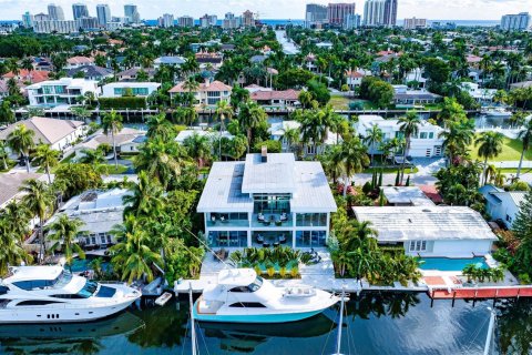 Casa en venta en Fort Lauderdale, Florida, 7 dormitorios, 570.42 m2 № 876595 - foto 1
