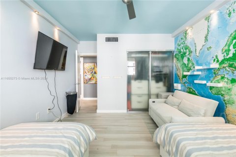 Copropriété à louer à Miami Beach, Floride: 2 chambres, 104.05 m2 № 1353815 - photo 21