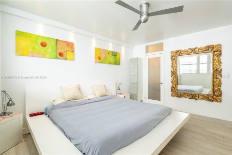 Copropriété à louer à Miami Beach, Floride: 2 chambres, 104.05 m2 № 1353815 - photo 15