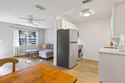 Villa ou maison à vendre à Clearwater, Floride: 1 chambre, 55.09 m2 № 1308962 - photo 14