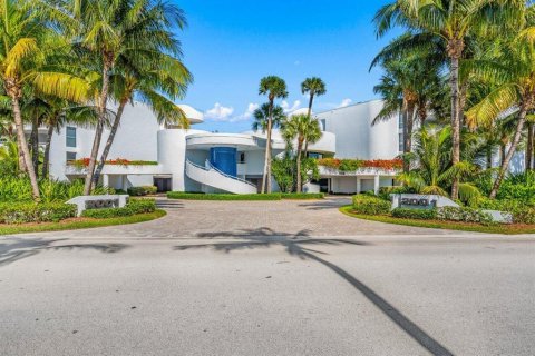 Copropriété à vendre à Stuart, Floride: 4 chambres, 255.85 m2 № 1180335 - photo 2