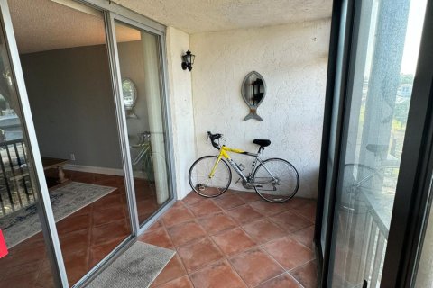 Copropriété à vendre à Pompano Beach, Floride: 2 chambres, 99.22 m2 № 1096345 - photo 20