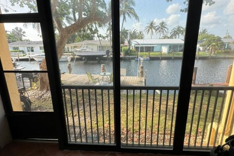 Copropriété à vendre à Pompano Beach, Floride: 2 chambres, 99.22 m2 № 1096345 - photo 18