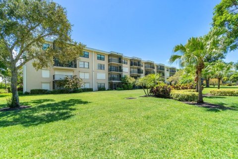 Condo in Jupiter, Florida, 2 bedrooms  № 1188639 - photo 14