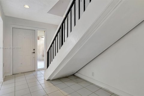 Touwnhouse à vendre à Hollywood, Floride: 3 chambres, 218.32 m2 № 1185009 - photo 9