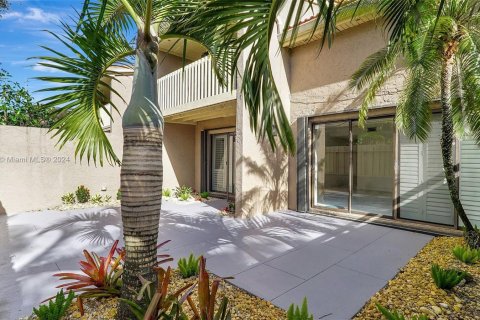 Adosado en venta en Hollywood, Florida, 3 dormitorios, 218.32 m2 № 1185009 - foto 2