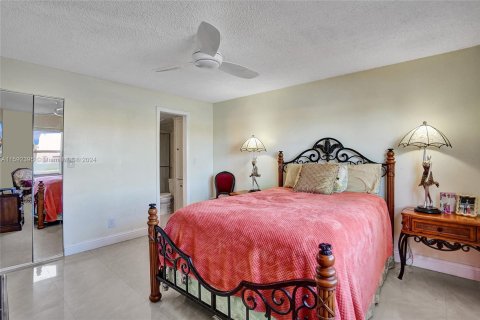 Copropriété à vendre à Sunrise, Floride: 2 chambres, 78.97 m2 № 1185113 - photo 24