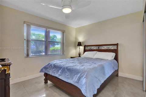 Copropriété à vendre à Sunrise, Floride: 2 chambres, 78.97 m2 № 1185113 - photo 27