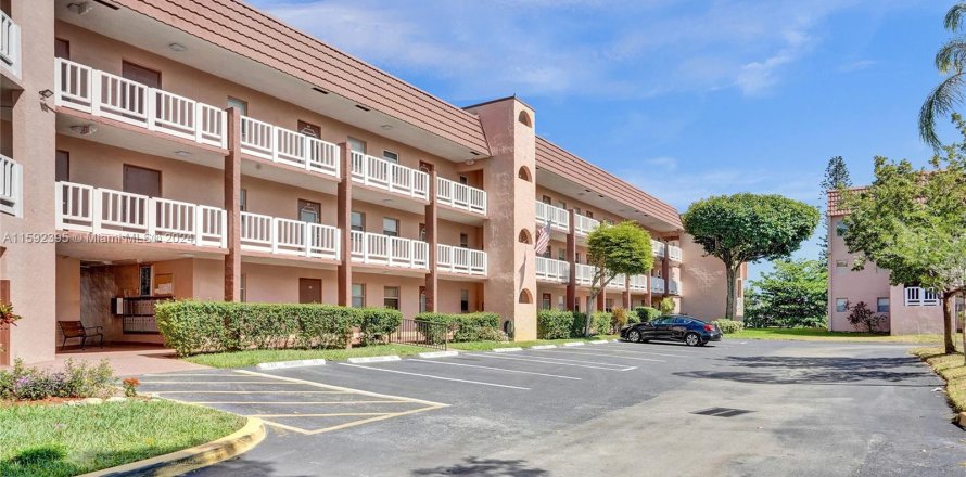 Condo in Sunrise, Florida, 2 bedrooms  № 1185113