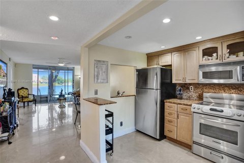 Copropriété à vendre à Sunrise, Floride: 2 chambres, 78.97 m2 № 1185113 - photo 6