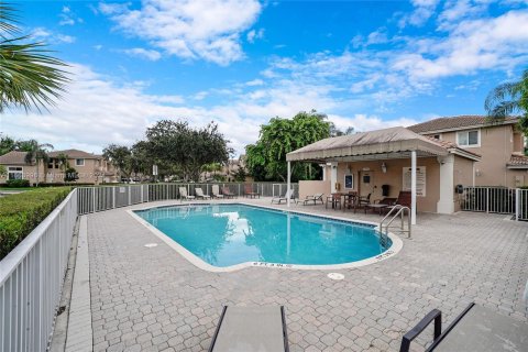 Villa ou maison à vendre à Pembroke Pines, Floride: 3 chambres, 147.99 m2 № 1375409 - photo 29