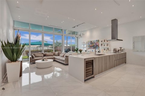 Copropriété à vendre à Aventura, Floride: 4 chambres, 310.67 m2 № 1384461 - photo 2