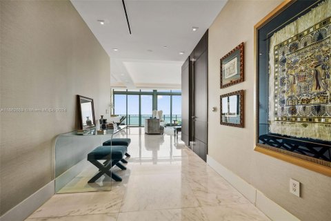 Copropriété à vendre à Miami, Floride: 5 chambres, 238.67 m2 № 1384462 - photo 3