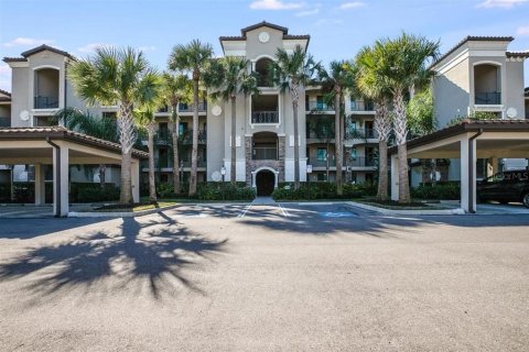 Condominio en alquiler en Bradenton, Florida, 2 dormitorios, 106.09 m2 № 421090 - foto 1