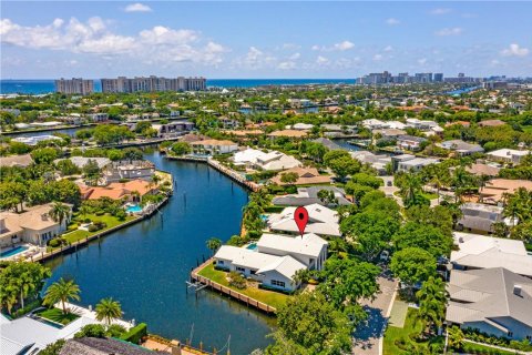 Villa ou maison à vendre à Fort Lauderdale, Floride: 4 chambres, 480.3 m2 № 976541 - photo 2