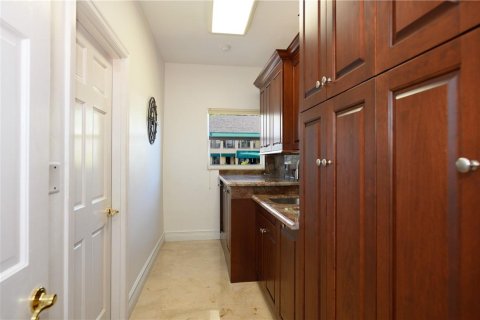 House in Fort Lauderdale, Florida 4 bedrooms, 480.3 sq.m. № 976541 - photo 18