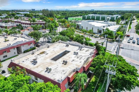 Condo in Pinecrest, Florida, 1 bedroom  № 1290511 - photo 28