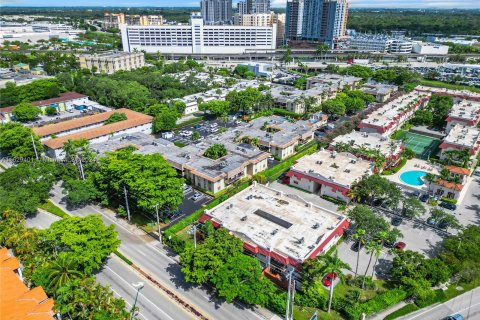 Copropriété à vendre à Pinecrest, Floride: 1 chambre, 65.96 m2 № 1290511 - photo 26